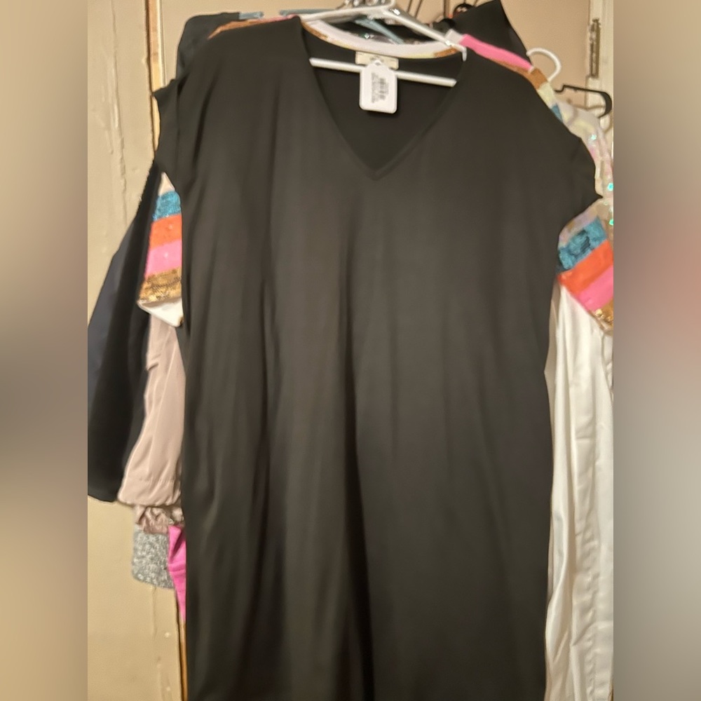 Black mid dress